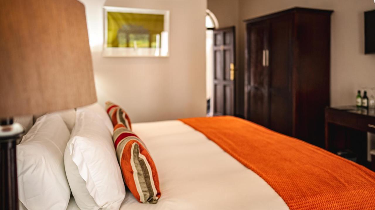 Meerendal Boutique Hotel Durbanville Buitenkant foto