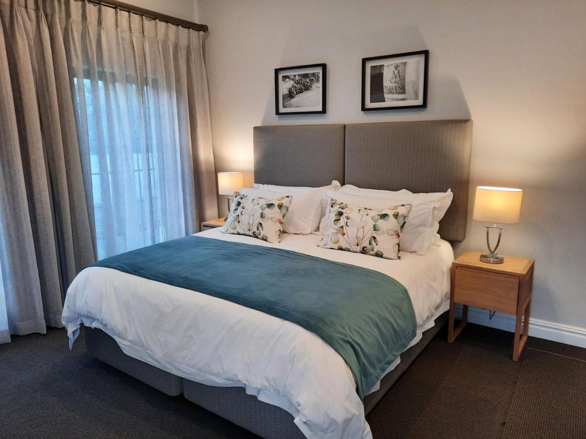 Meerendal Boutique Hotel Durbanville Buitenkant foto