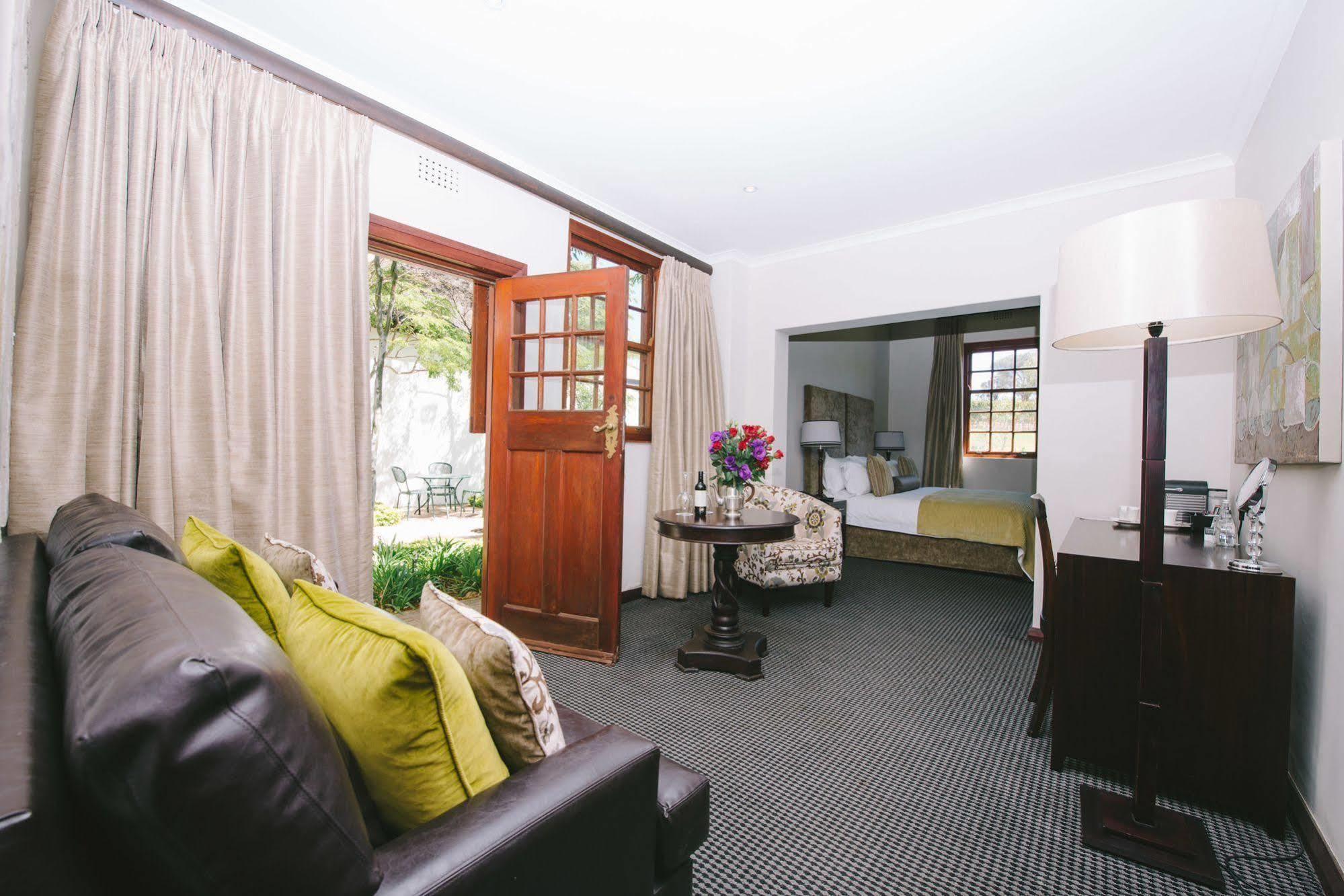 Meerendal Boutique Hotel Durbanville Buitenkant foto